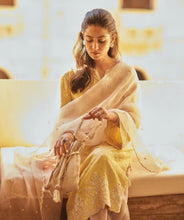 Load image into Gallery viewer, Pearl Polka Dot Potli