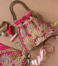 Load image into Gallery viewer, Precious Petals Pink