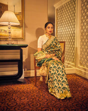 Load image into Gallery viewer, Royal Summer Gold