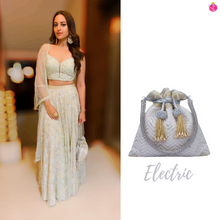 Load image into Gallery viewer, Electric Silver