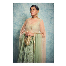 Load image into Gallery viewer, Metallic Maze Silver Gold