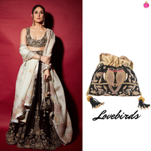 Load image into Gallery viewer, Lovebirds Black
